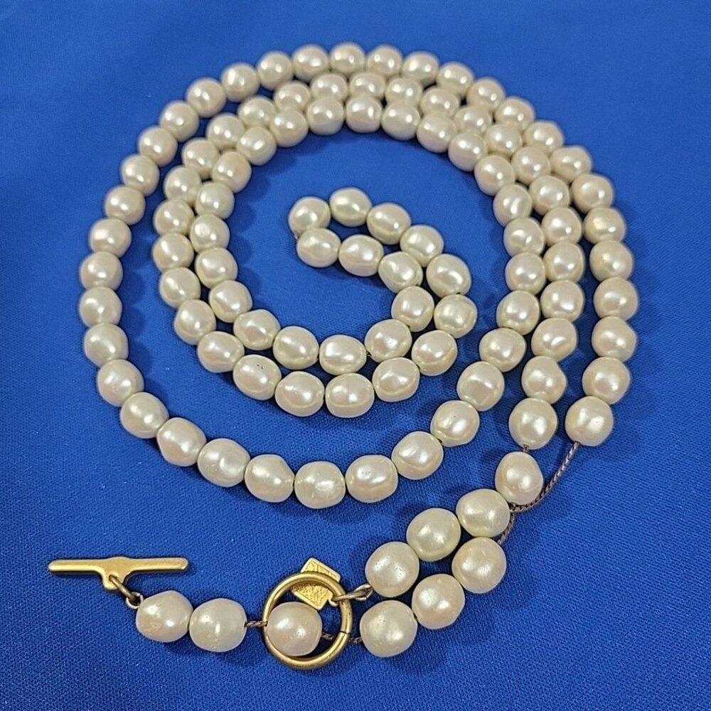 Vintage Anne Klein Necklace‎ High Luster Quality Faux Pearl Long 44" Signed